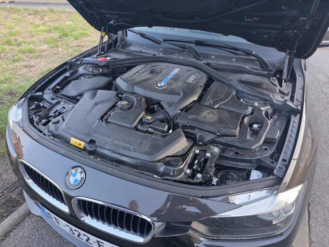 BMW Série 3 Berline 330e 2.0 TPT 16V 252 Hybrid 184 cv garantie 6 mois — 29