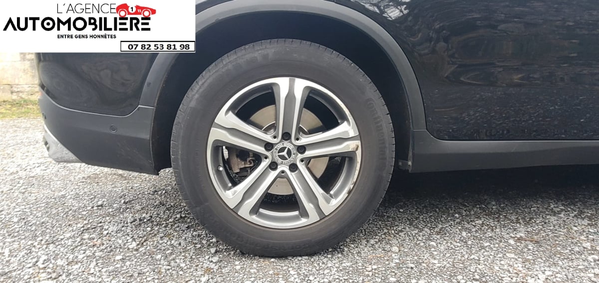 Mercedes-Benz Classe GLC 220D Executive 4Matic Pack AMG Line — 19