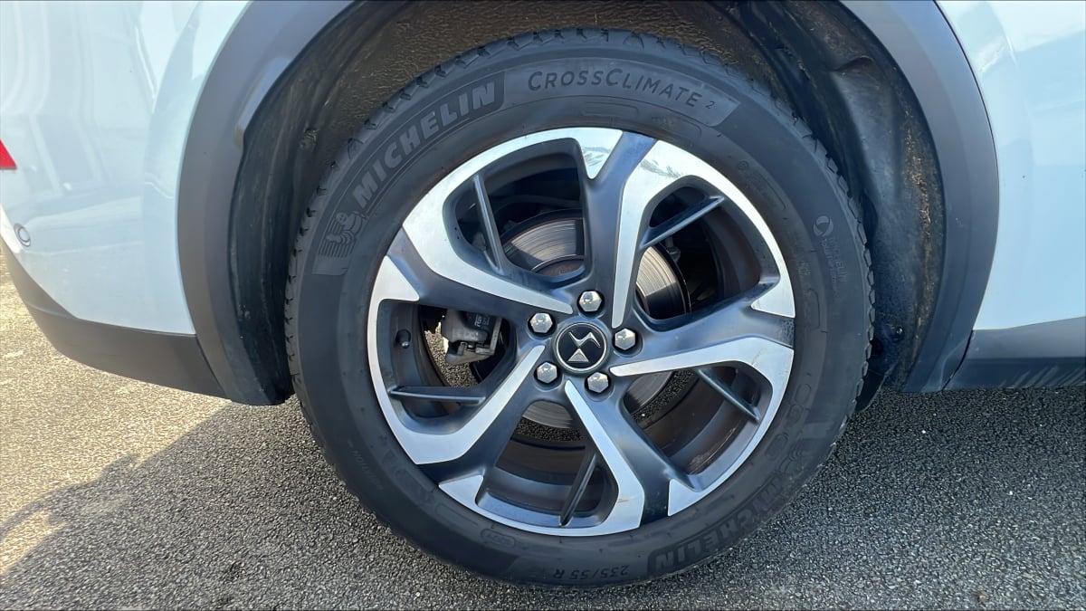 DS DS7 CROSSBACK BlueHDI 130 RIVOLI AUTOMATIQUE — 39