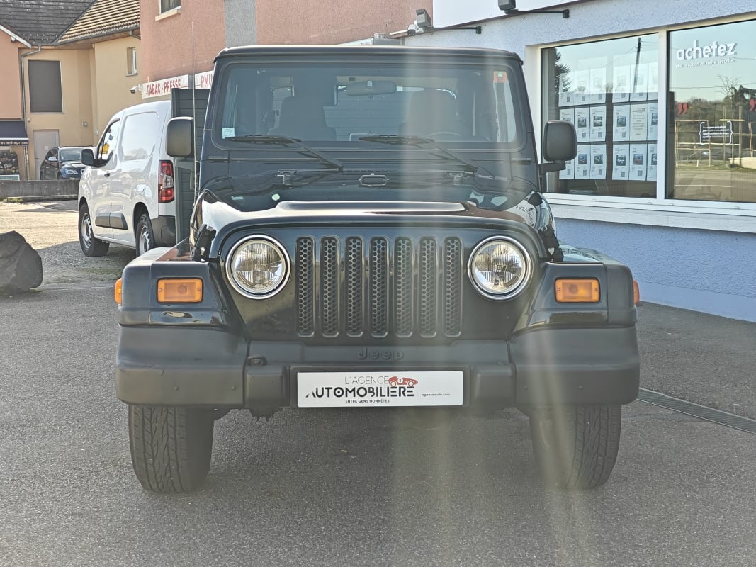 Jeep Wrangler TJ 4.0 SPORT — 2