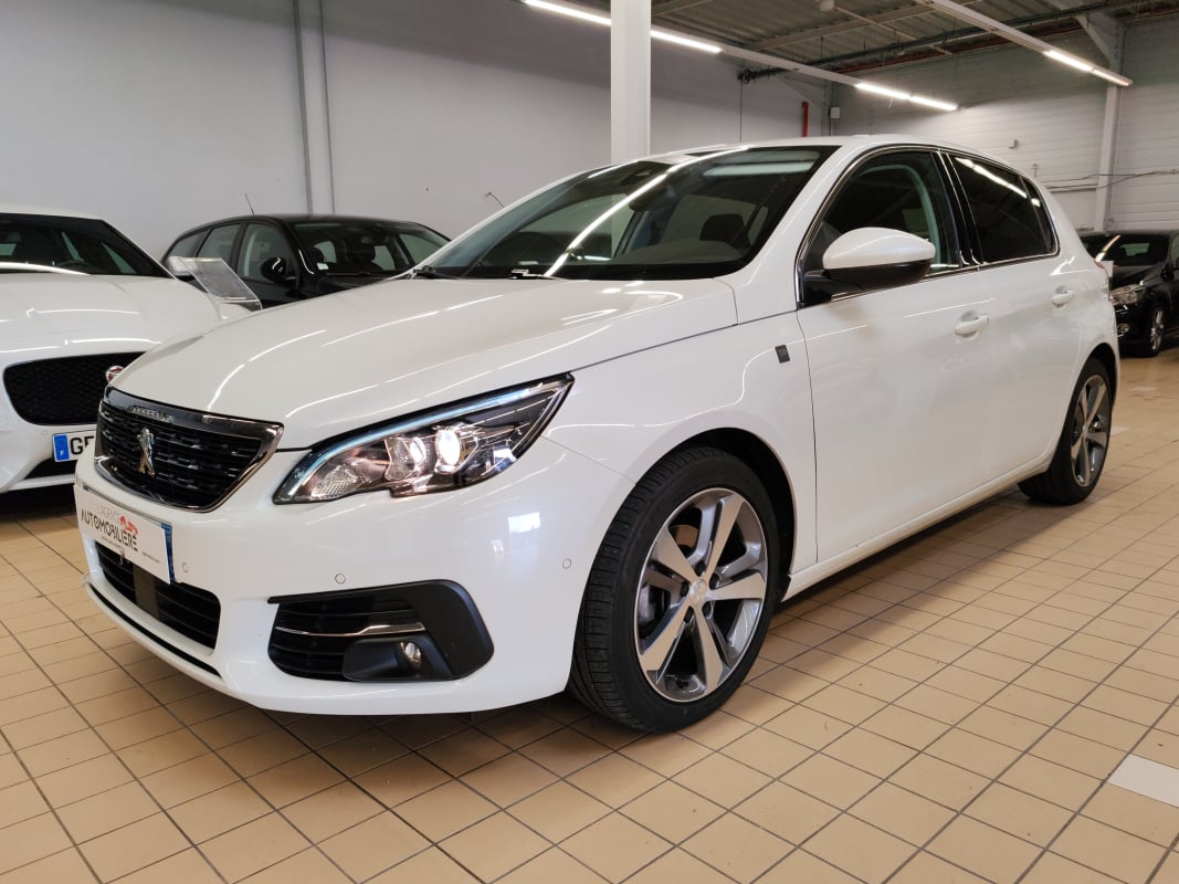Peugeot 308 II (2) 1.5 BLUEHDI 130 S&S TECH EDITION EAT 8 — 1