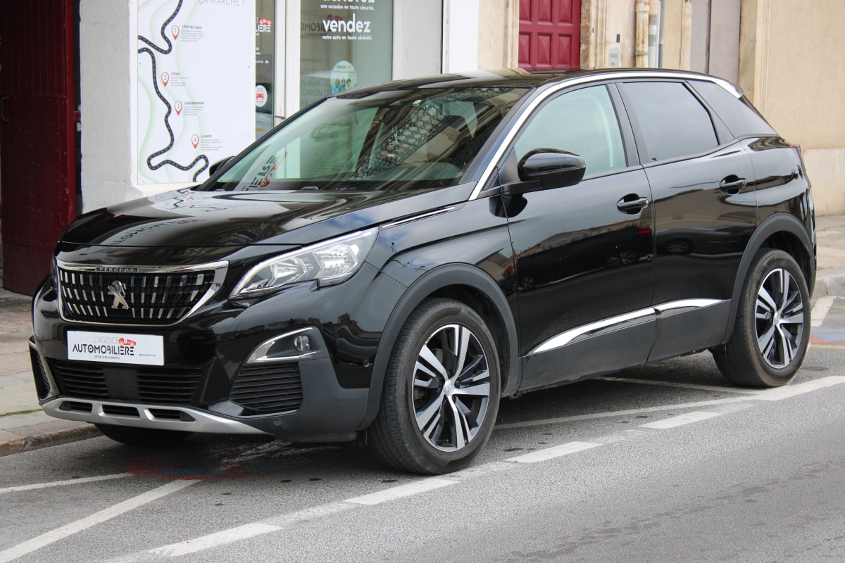 Peugeot 3008 GENERATION-II 1.2 - 130 ALLURE START-STOP ( Attelage, Caméra de recul, Carplay ... ) — 1