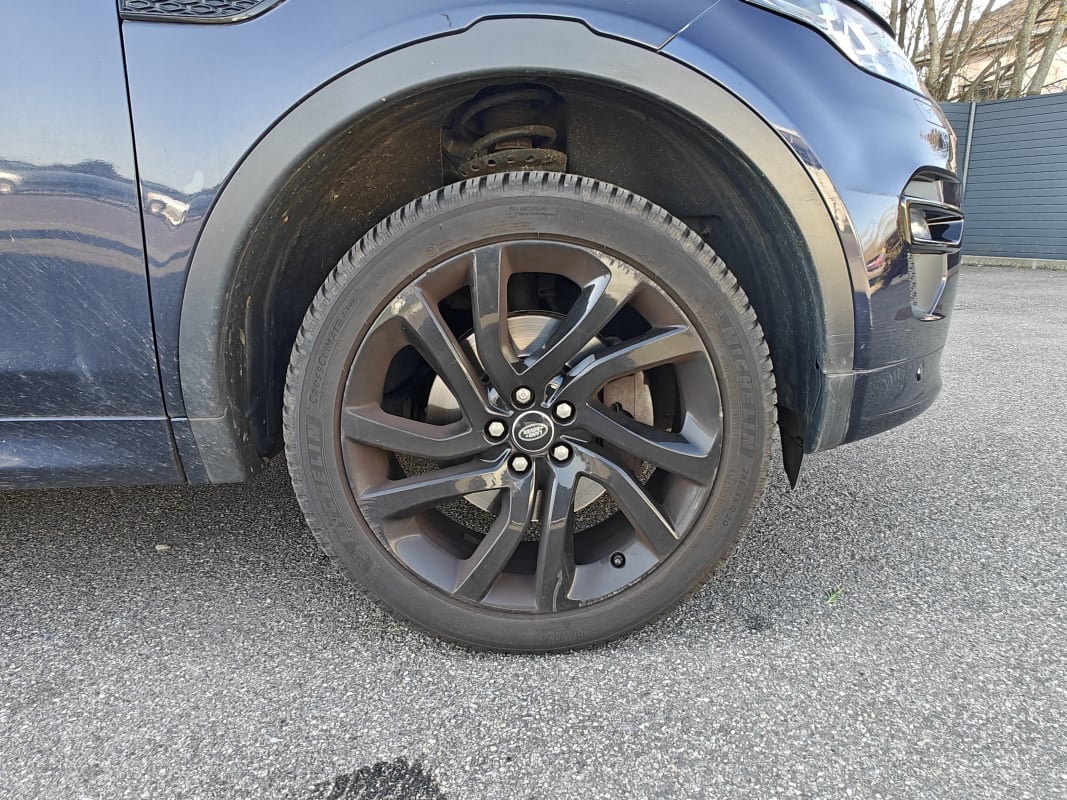 Land Rover Discovery Sport 2.0 TD4 180ch HSE Luxury AWD BVA — 39