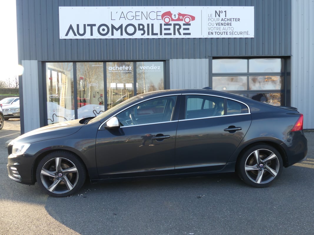 Volvo S60 R DESIGN II Phase 2 D3 2.0 d 16V Geartronic 150 cv Boîte auto — 2