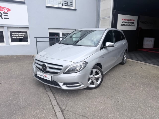 Mercedes-Benz Classe B 200 7G-DCT BlueEFFICIENCY 156 BVA - Sièges cuir - Xénon - Caméra - Régulateur