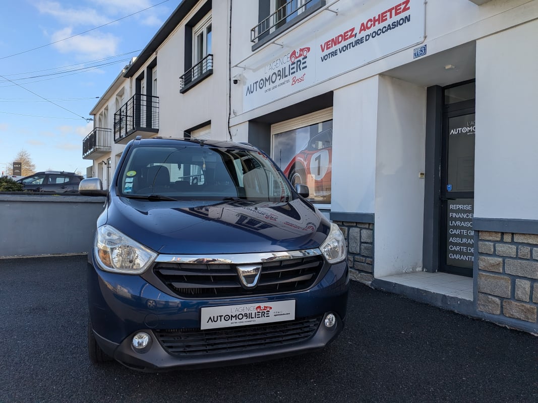 Dacia Lodgy 1.5 DCI 110 SILVER LINE 7 PLACES — 1