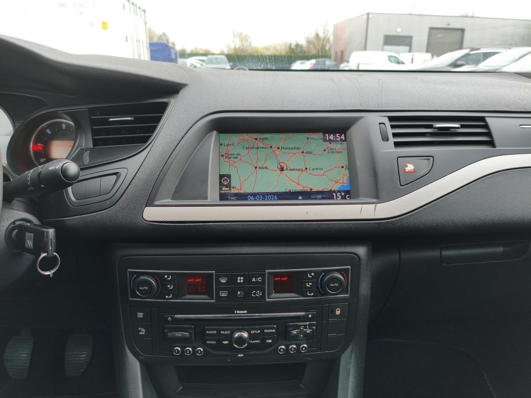 Citroen C5 II 2.0 HDI 140CH MILLENIUM - Distribution à jour — 22