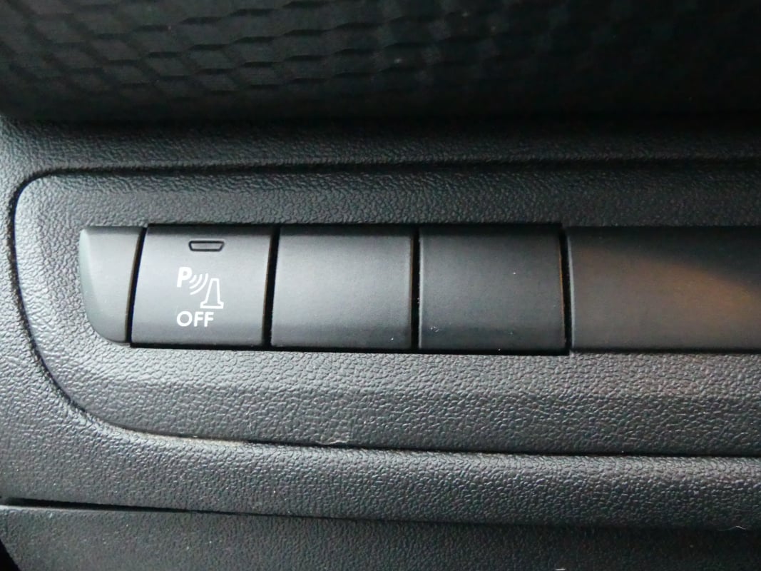 Peugeot 2008 STYLE 82 CV — 32