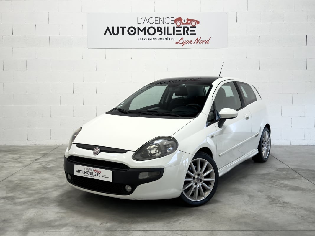Fiat Punto Evo Sport 1.4 135 3P – Française Jantes 17’’ Aide Parking Suspensions Sport Sièges Sport — 1
