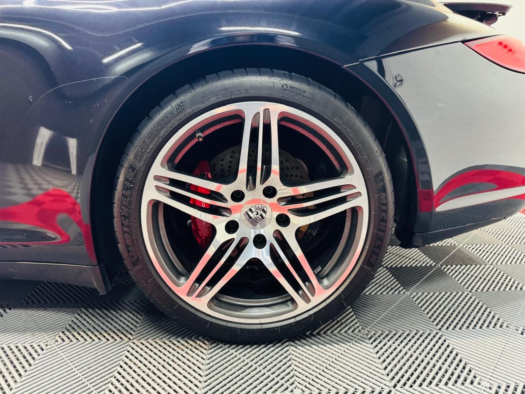 Porsche 911 997 (2) Carrera 4S BVM — 22