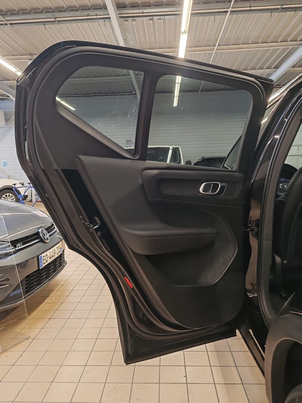 Volvo XC40 T5 AWD 247ch R-Design Geartronic 8 — 29