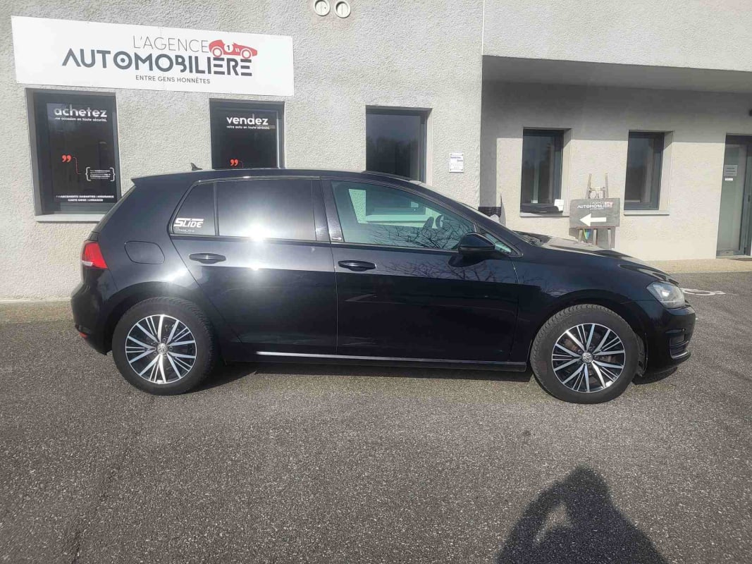 Volkswagen Golf VII 1.2 TSI 110CV BLUEMOTION ALLSTAR / Courroie changée — 2