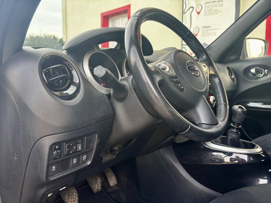 Nissan Juke 1.5 dCi 2WD 110 ch CONNECT EDITION — 29