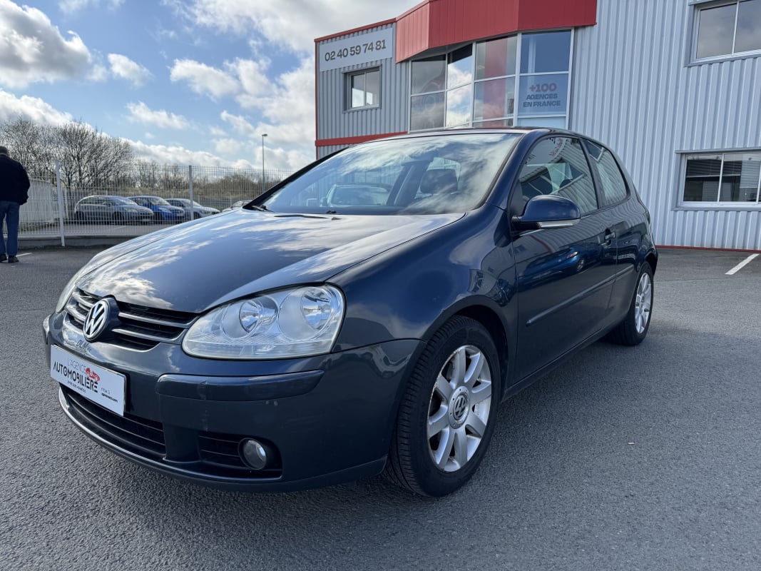 Volkswagen Golf V 2.0 FSI 150 BVA SPORT | 2EME MAIN | CLIM/REGULATEUR/BOITE AUTOMATIQUE — 1
