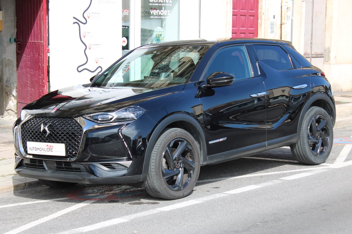 DS DS 3 CROSSBACK 1.2 - 130 GRAND-CHIC BVA ( Carplay, Sièges chauffants, Affichage tête haute ... ) — 1