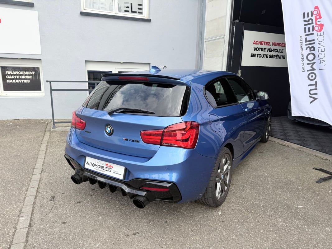 BMW Série 1 135I A (F21) MPerformance XDrive 326cv - Bleu Estoril GPS Professionnel - Harman Kardon - Suivi constructeur — 2