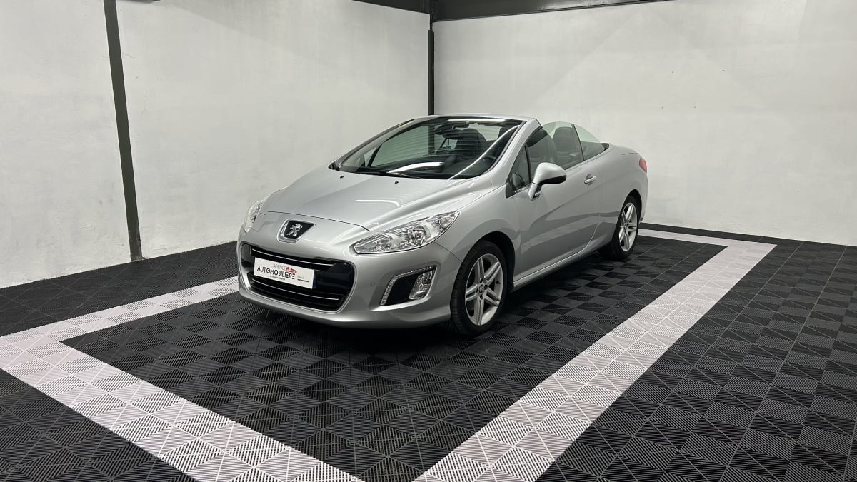 Peugeot 308 CC 2.0 HDi 160 FAP Féline — 1