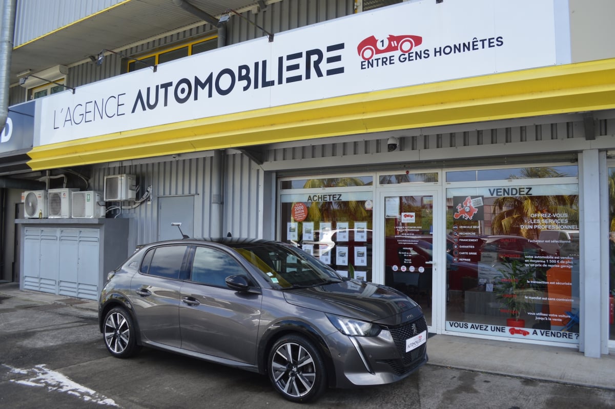 Peugeot 208 1.5 BLUEHDI 100 S&S GT LINE — 1
