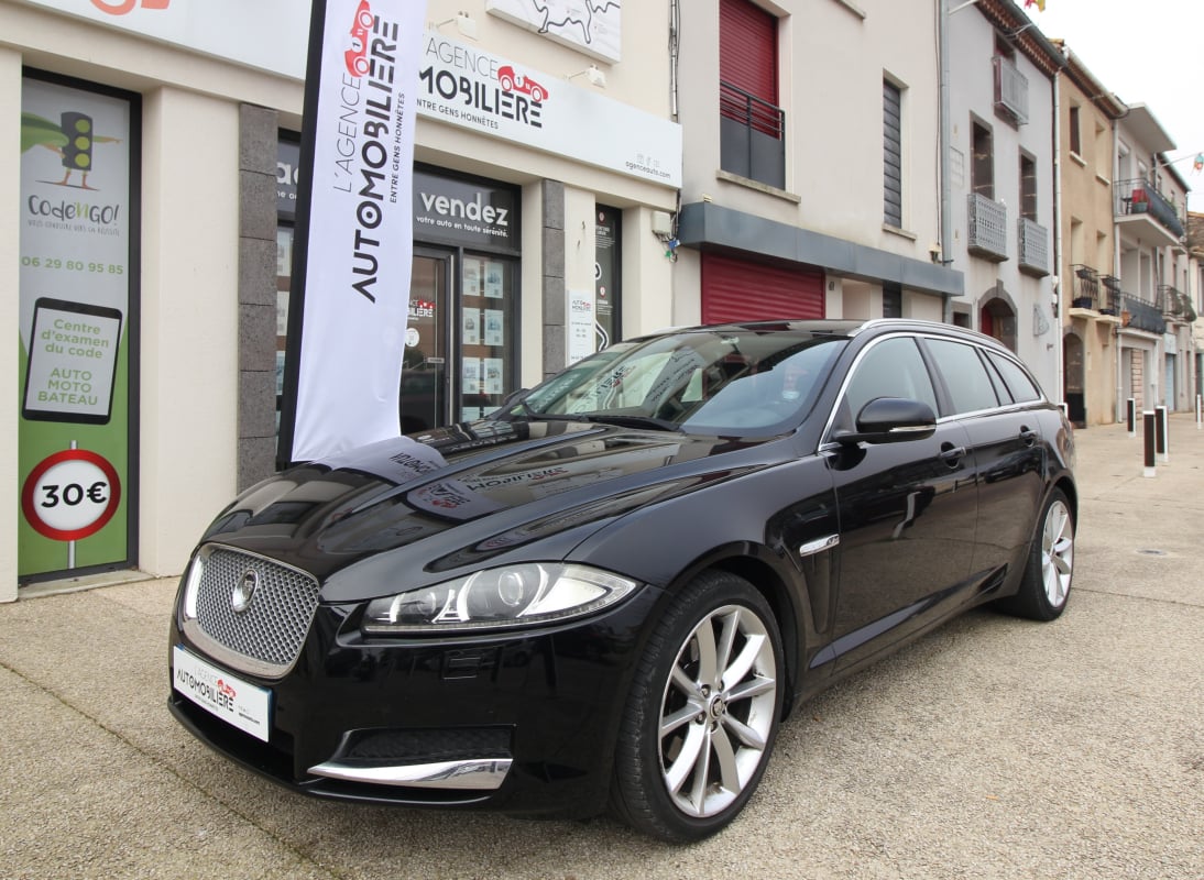 Jaguar XF Sportbrake 2.2 D 200cv Luxe - Premium SUIVI COMPLET
