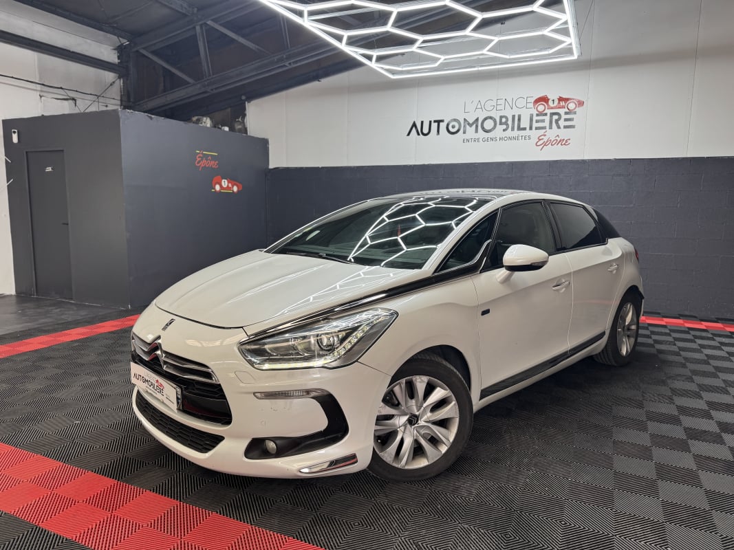 Citroen DS5 Hybrid 4 Sport Chic ETG6 8.0 CV