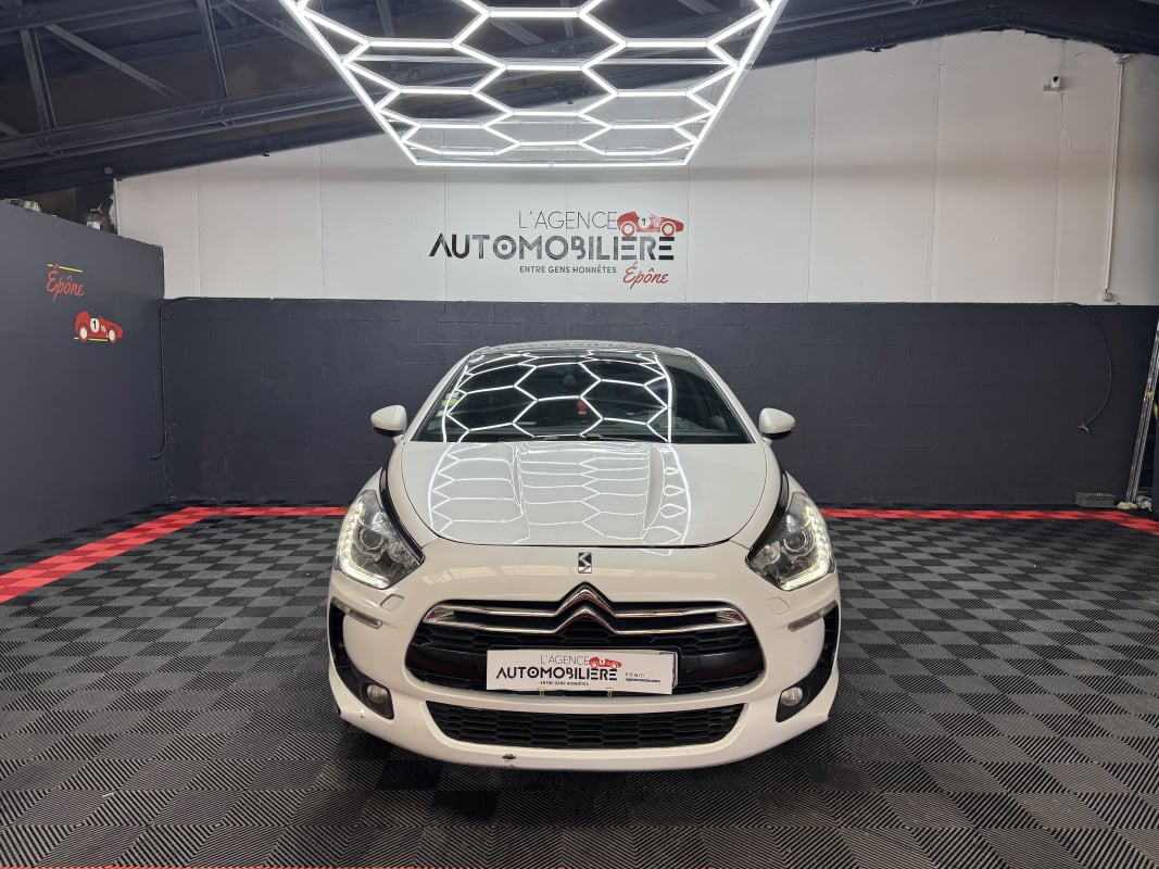 Citroen DS5 Hybrid 4 Sport Chic ETG6 8.0 CV — 2