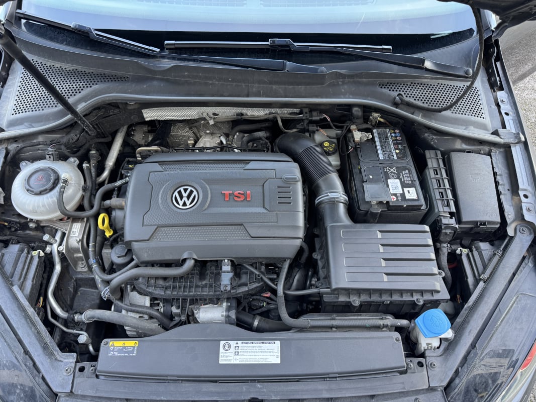 Volkswagen Golf 7.5 GTI Performance 245ch DSG7 Virtual cockpit E85 — 37