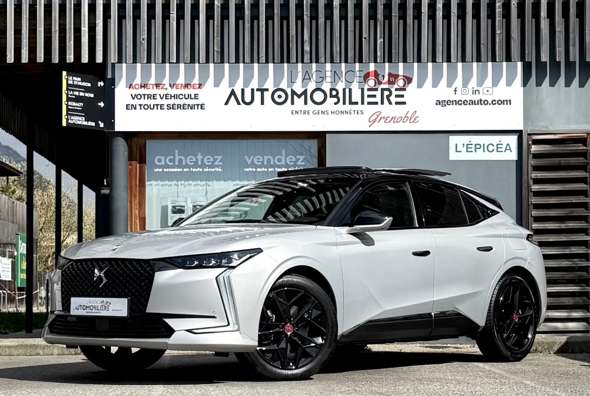 DS DS4 E-Tense 1.6 Hybrid 225ch Performance Line Plus / Toit ouvrant - Tête Haute
