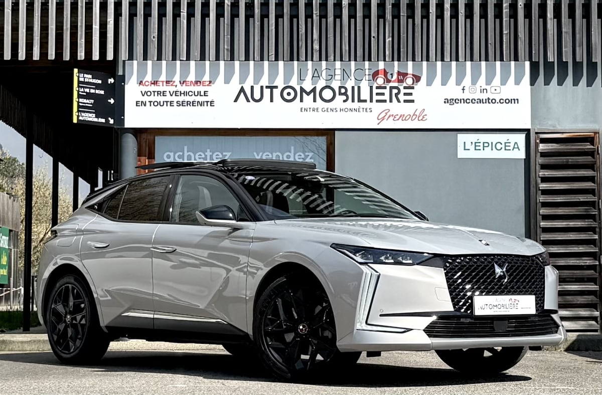 DS DS4 E-Tense 1.6 Hybrid 225ch Performance Line Plus / Toit ouvrant - Tête Haute — 2