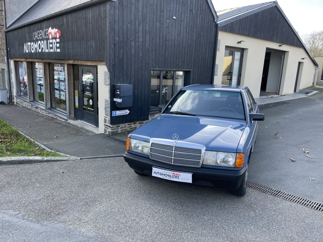 Mercedes-Benz 190 D 190 D 2.0 75 CH — 1