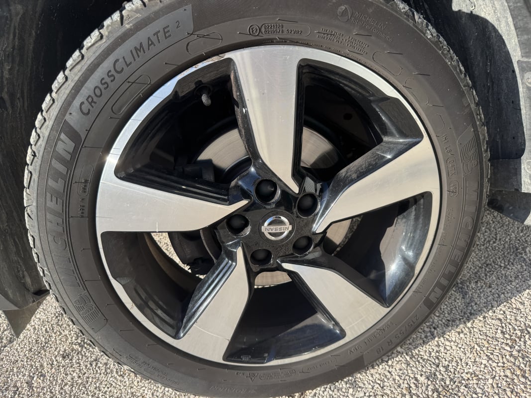Nissan Qashqai 1.6 DCI - 130cv TEKNA — 23