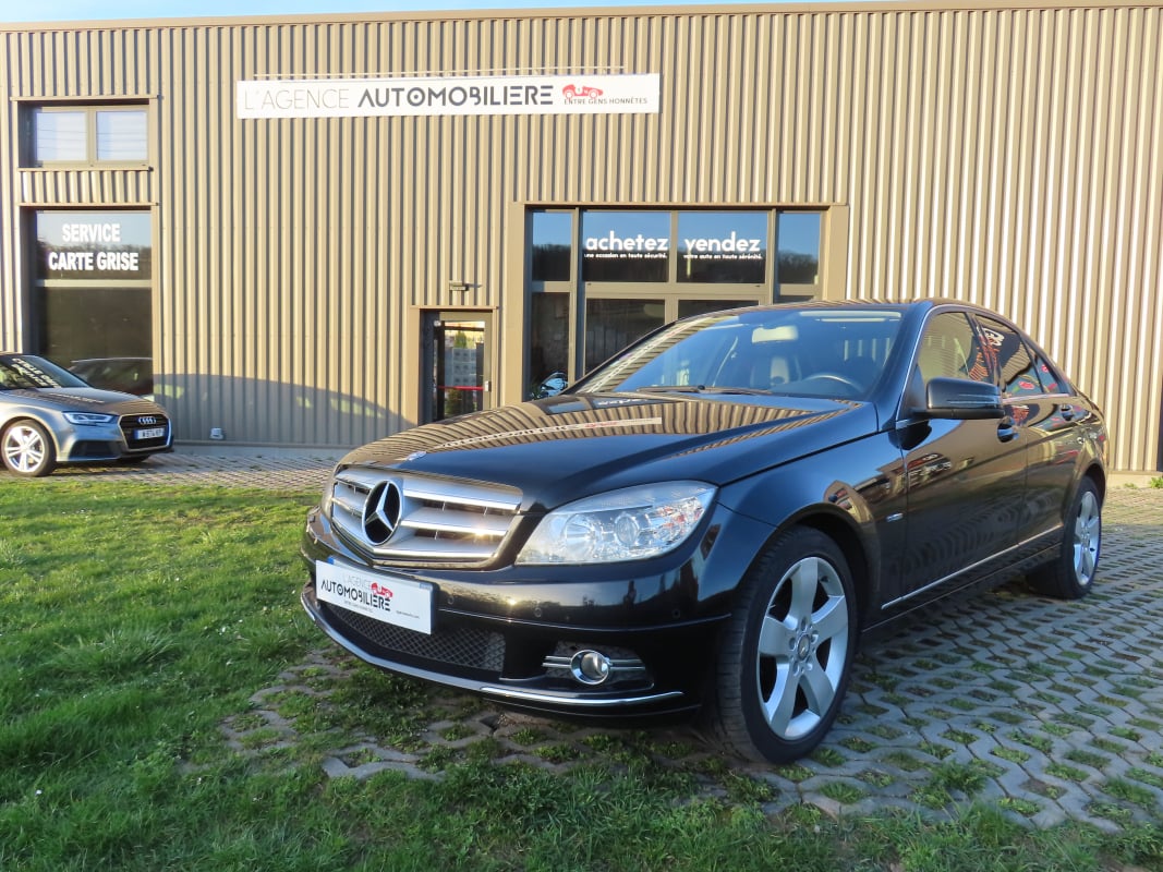 Mercedes-Benz Classe C 250 1.8 16V Elégance 204Cv — 1