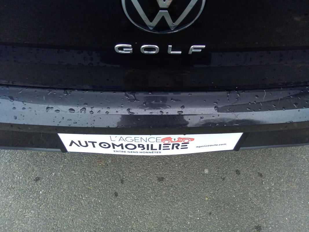 Volkswagen Golf VIII 1.0 TSI 110 LIFE — 25