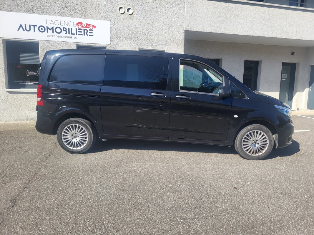 Mercedes-Benz Vito Mixto 119 1.9 CDI 190CV SELECT 16V 4MATIC 9G-TRONIC — 2
