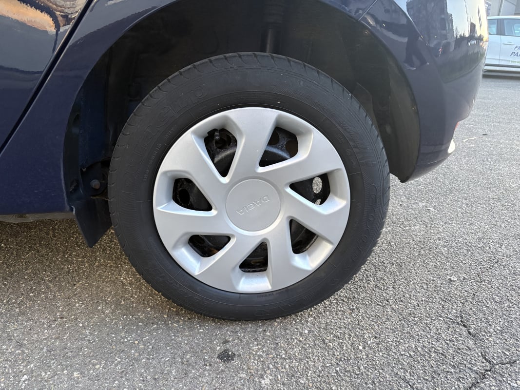 Dacia Sandero 1.0 SCe 75 Fixation Isofix - Autoradio Bluetooth USB — 21