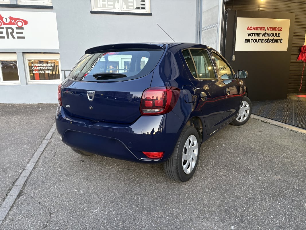 Dacia Sandero 1.0 SCe 75 Fixation Isofix - Autoradio Bluetooth USB — 2