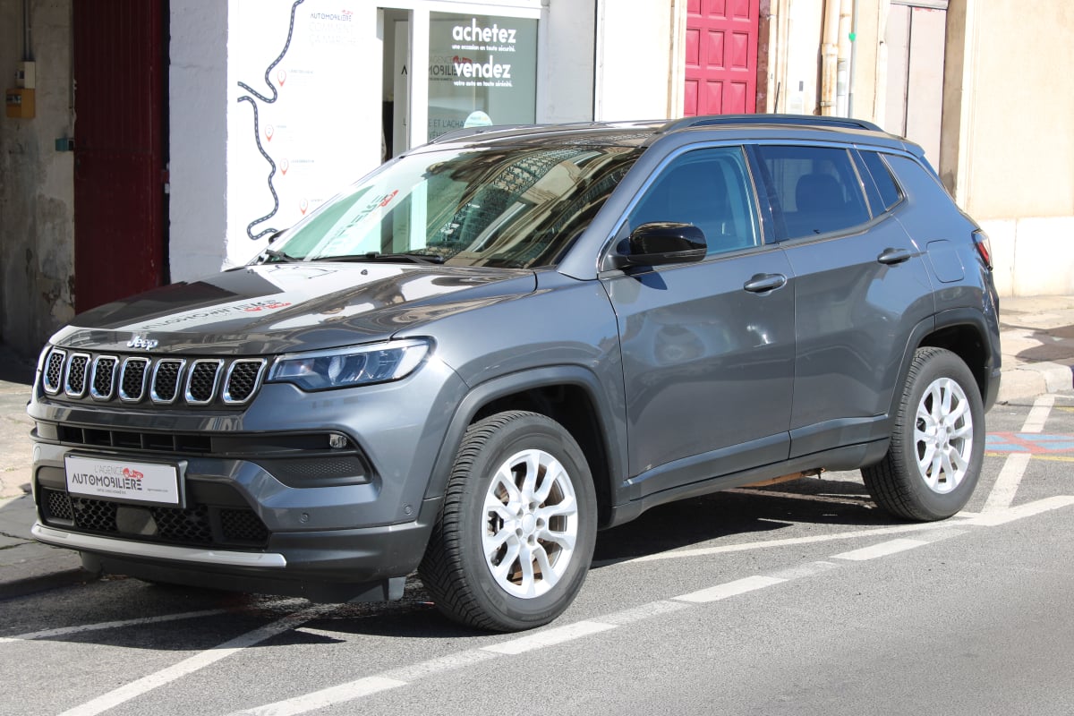Jeep Compass 1.3 GSE T4 190H 130 4XE PHEV HYBRID 11.4KWH LIMITED E-AWD AWD ( Caméra de recul, Carplay ... )