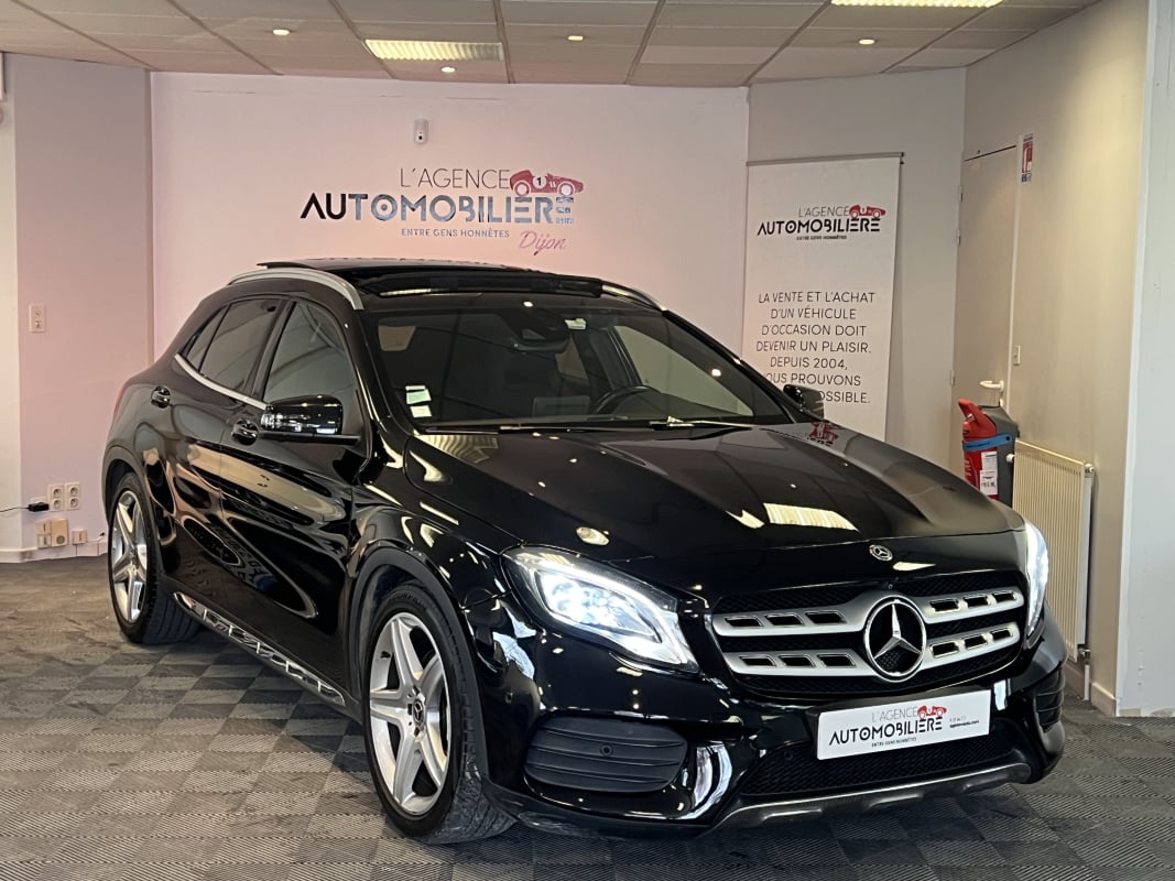 Mercedes-Benz Classe GLA 220D 177CV Fascination 4Matic Toit Ouvrant Harman Kardon Caméra 360 Park Assit — 1