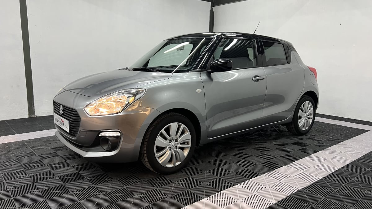 Suzuki Swift IV 1.2 DUALJET 90 PRIVILEGE — 1