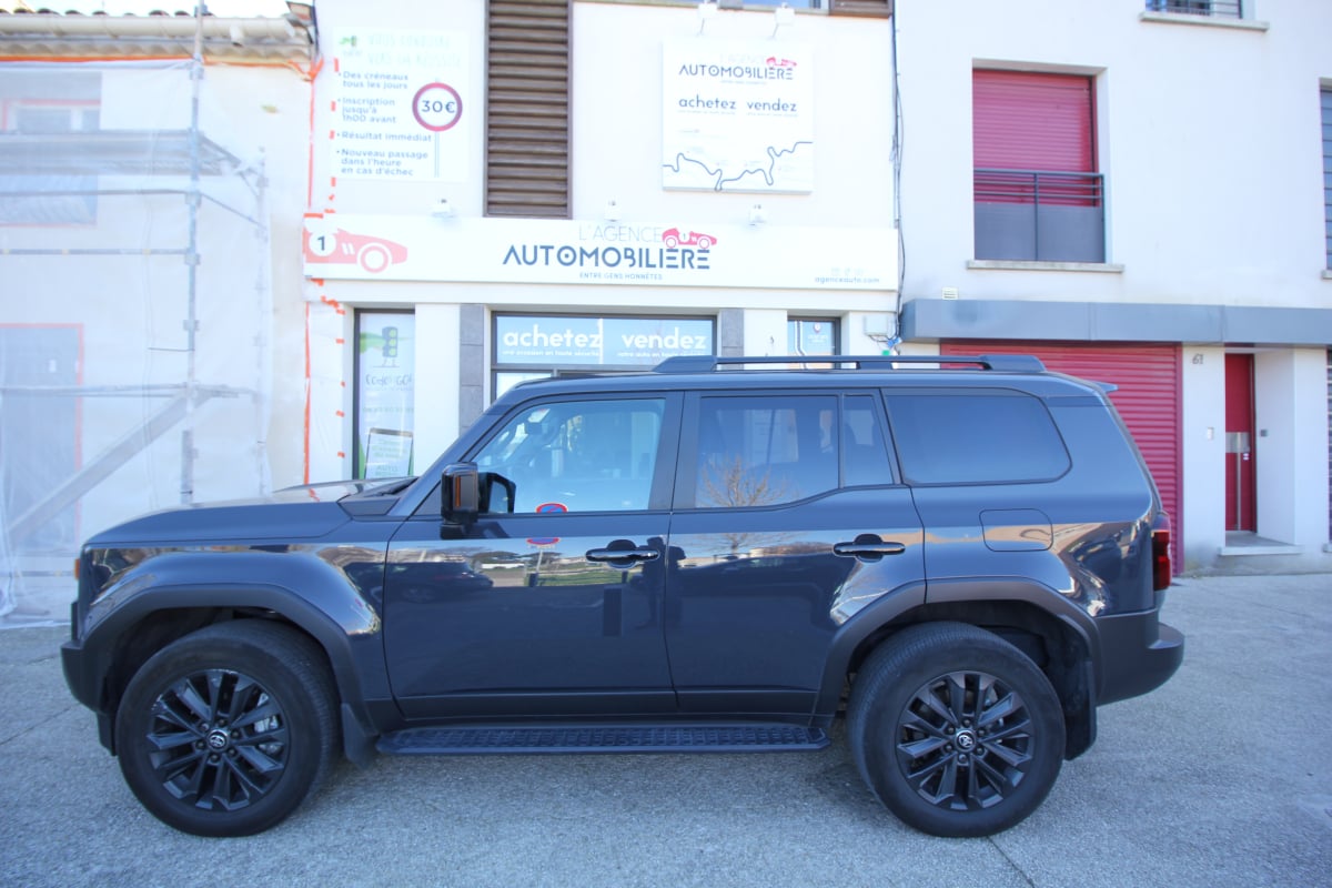 Toyota Land Cruiser 2.8 204 D-4D LOUNGE BVA8 - TVA RECUPERABLE — 2