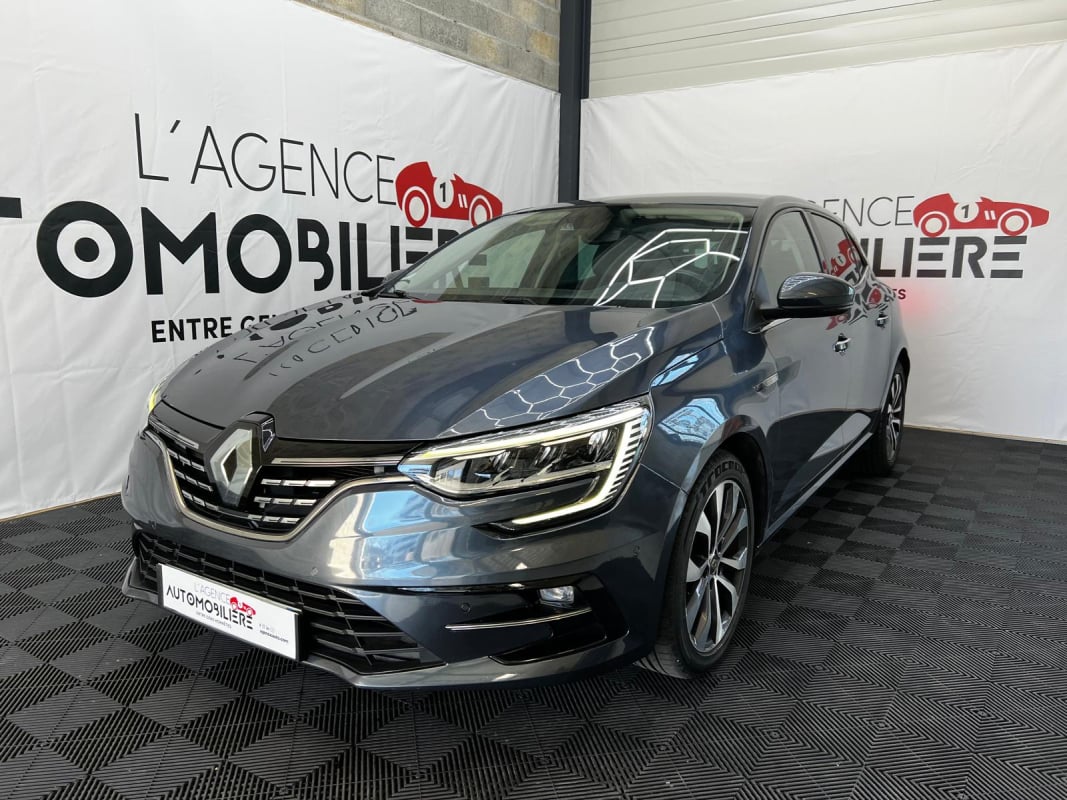 Renault Megane IV Berline Blue dCi 115 EDC - 21B Intens — 1