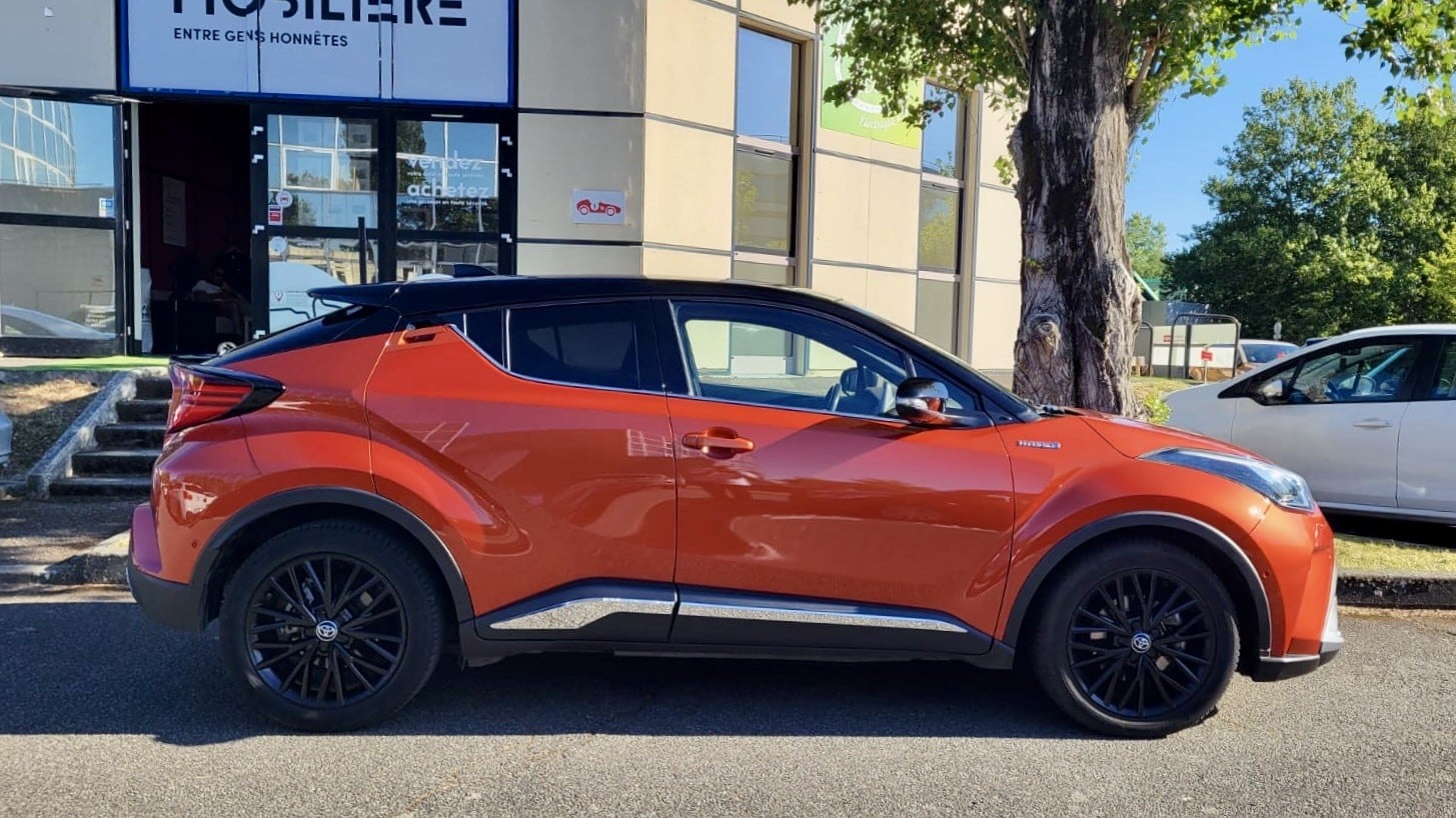 Toyota C-HR 2.0 HYBRIDE 184 CH DYNAMIC — 2