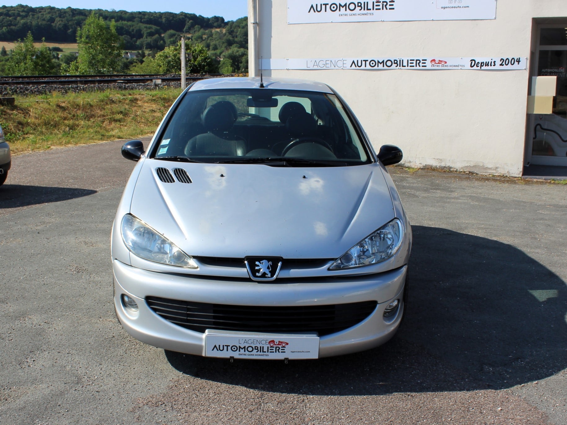Peugeot 206 2.0 16v GT FAIBLE KILOMÉTRAGE — 2