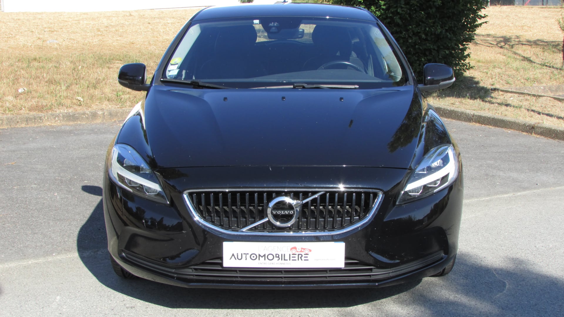 Volvo V40 D2 2,0L 120CH BVM6 MOMENTUM — 2