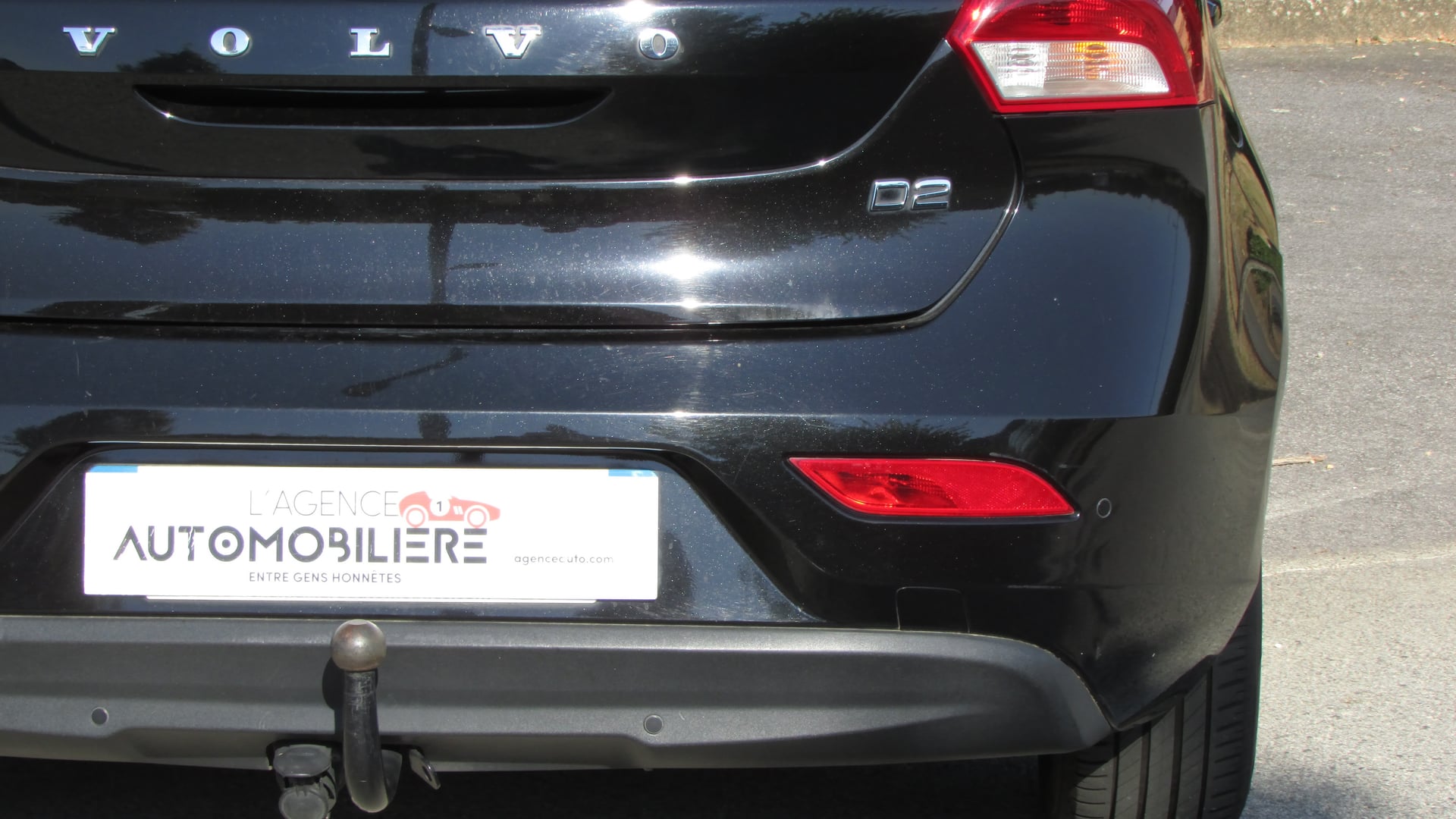 Volvo V40 D2 2,0L 120CH BVM6 MOMENTUM — 23
