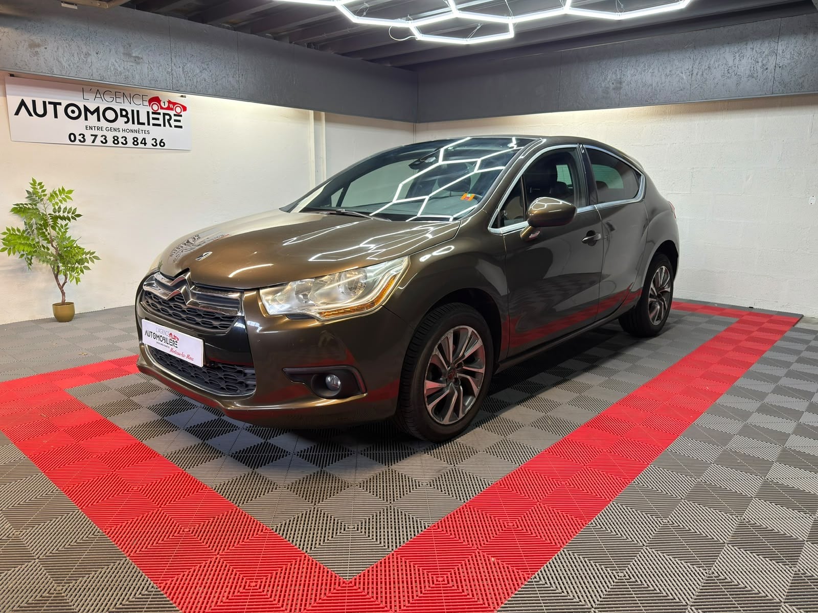 Citroen DS4 1.6 HDi 112 CV - So Chic Garantie 12 mois