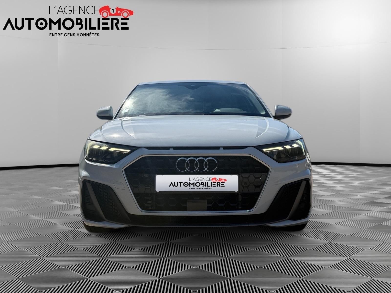 Audi Audi A1 Sportback SPORTBACK 1.5 35 TFSI 150 S-LINE S-TRONIC BVA — 2