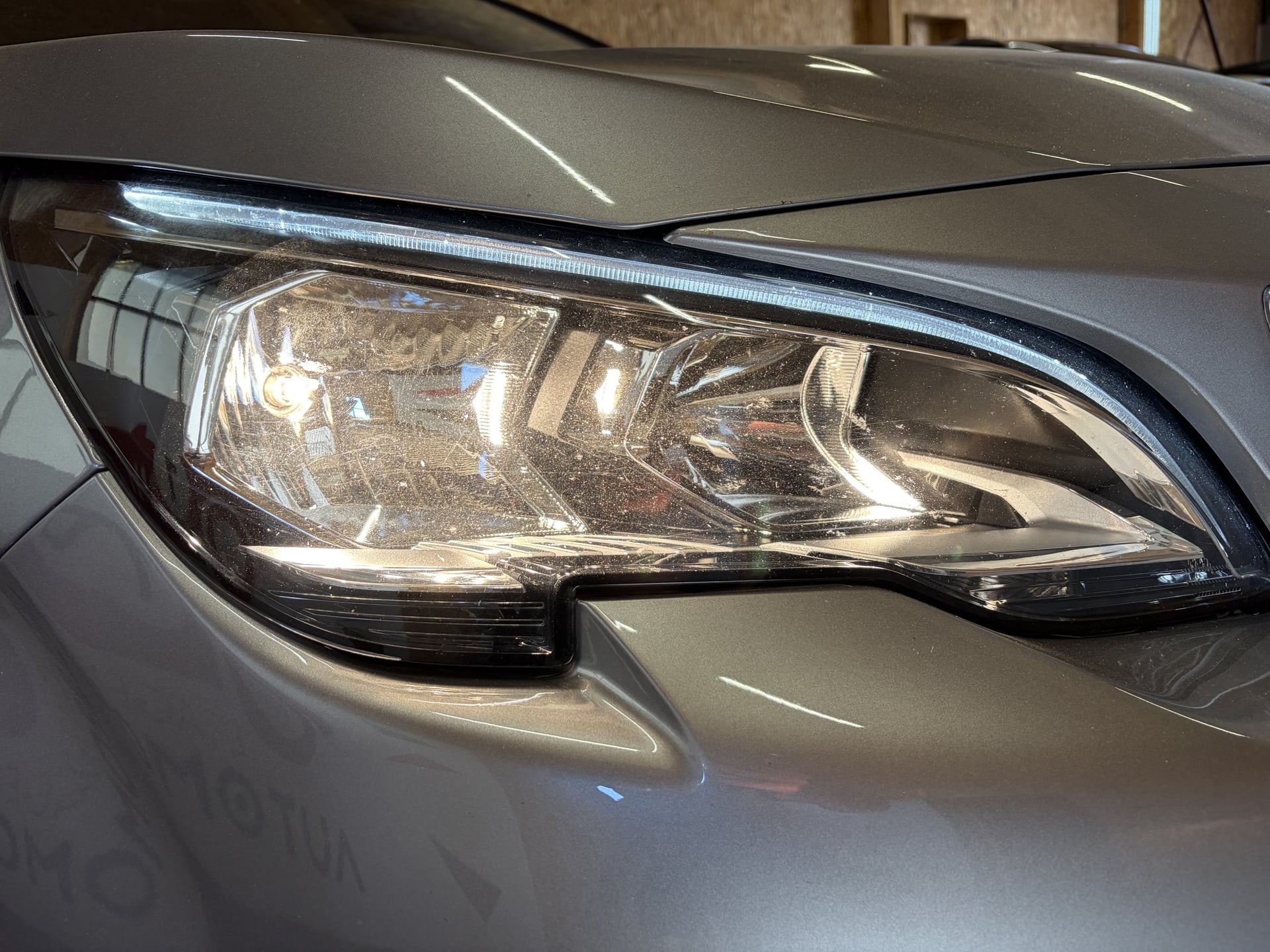 Peugeot 5008 1.5 BlueHDi EAT8 S&S 130 cv Boîte auto — 26