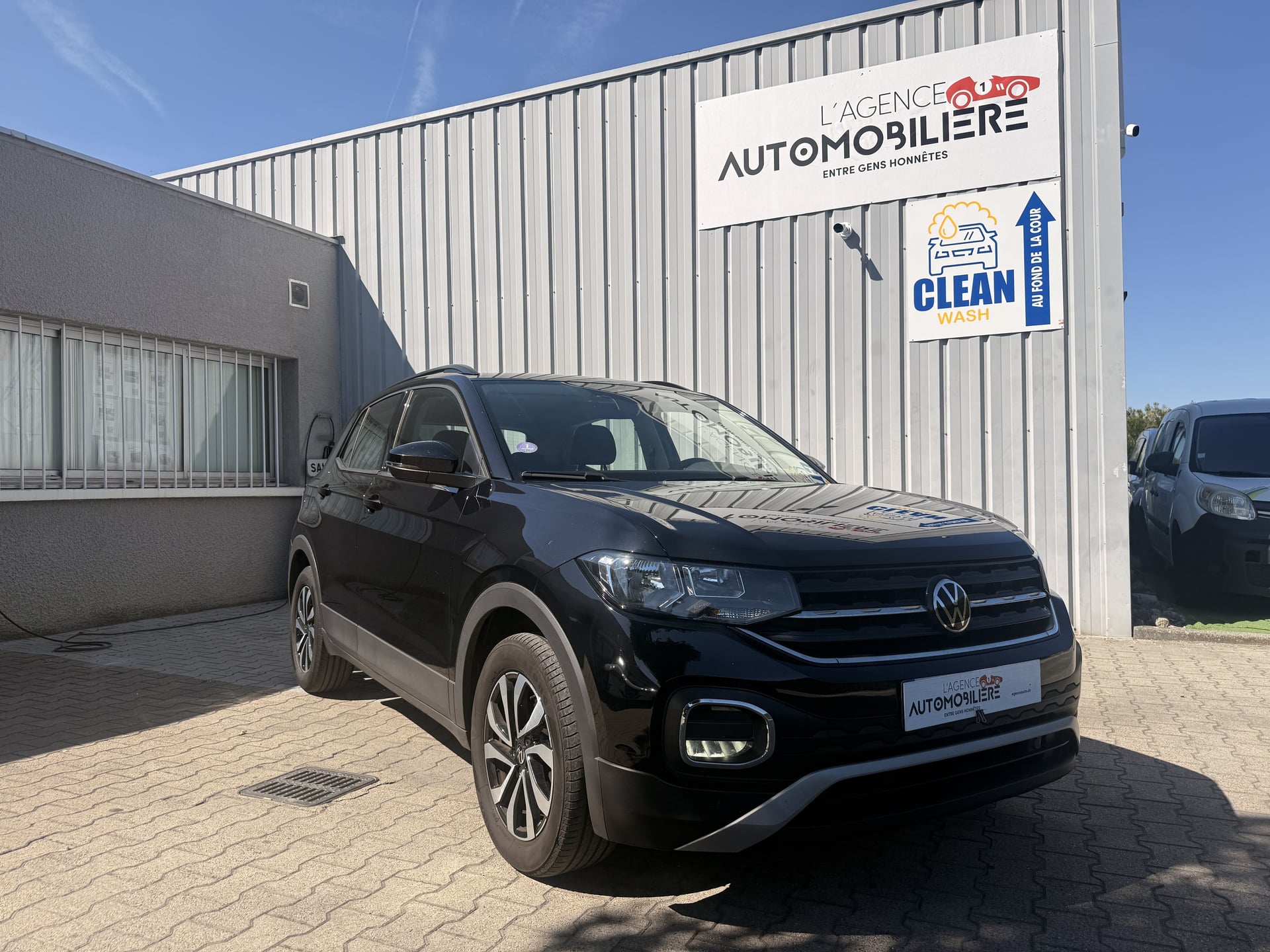 Volkswagen T-Cross 1.0 TSi 95 CH ACTIVE — 2