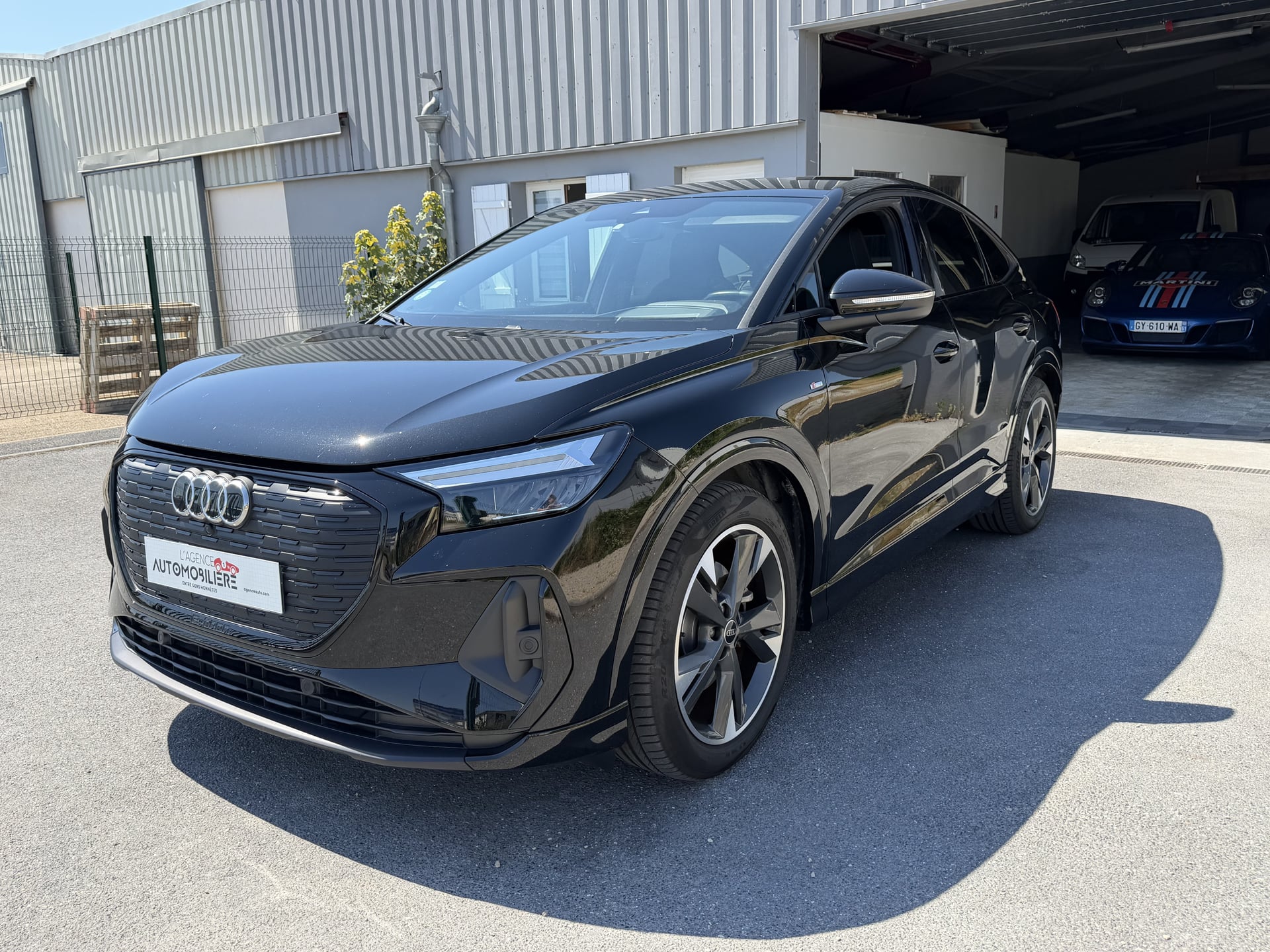 Audi Q4 E-TRON Sportback 35 170 cv Boîte auto finition s Line — 1