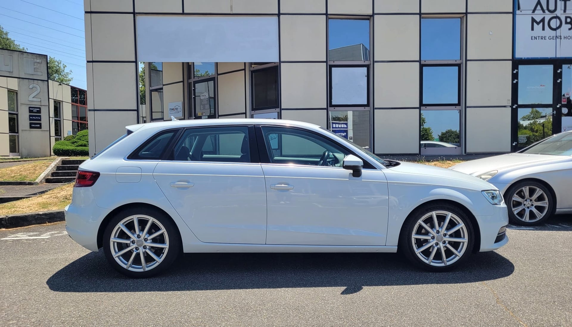 Audi A3 SPORTBACK 2.0 TDI 150 AMBITION LUXE — 2